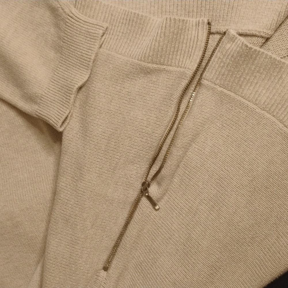 🎉 Brown Fall Sweater - Picture 4 of 8